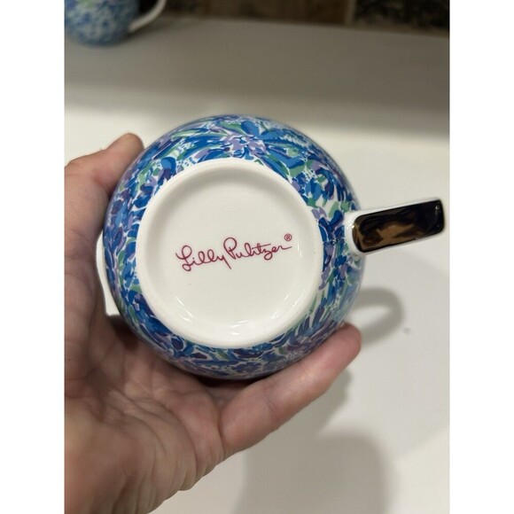 Lilly Pulitzer Mugs Set 2 Blue Floral Gold White Porcelain Coffee/Tea Cups 12 oz - Picture 5 of 8